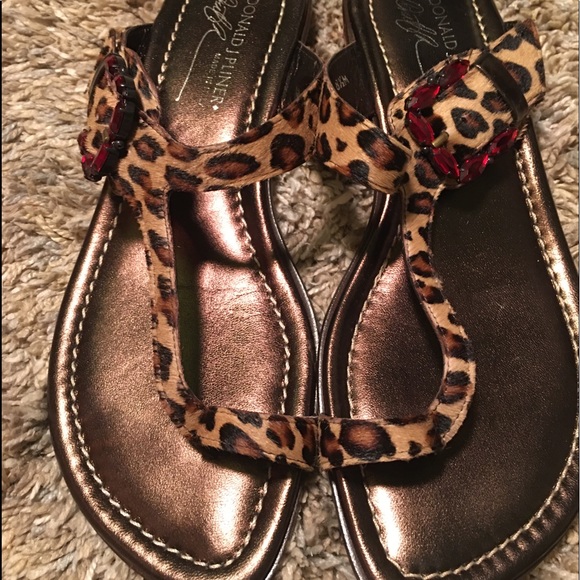 Donald J. Pliner Shoes - Donald Pliner Glory